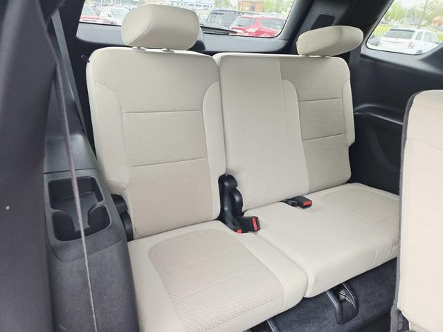 Certified 2022 Chevrolet Traverse LS AWD/4WD image 12