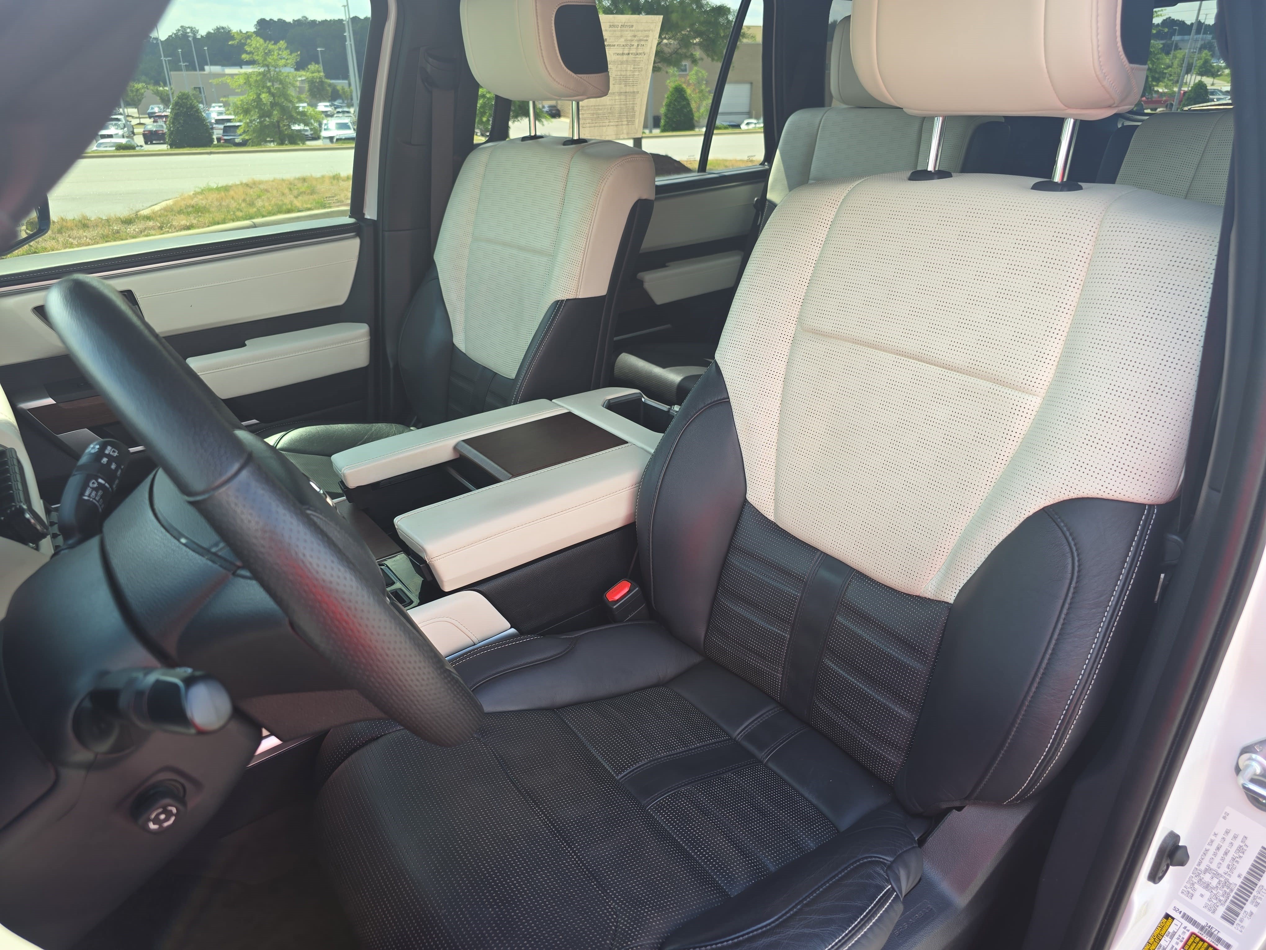 Used 2023 Toyota Sequoia Capstone AWD/4WD image 15