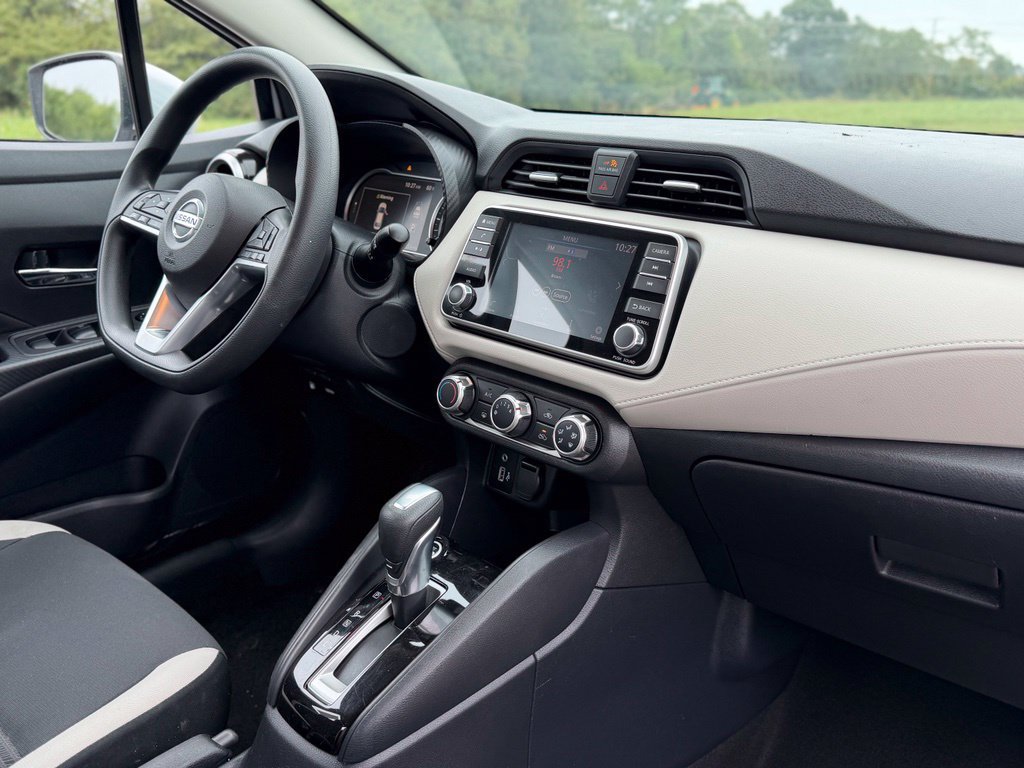 Used 2021 Nissan Versa SV FWD image 36
