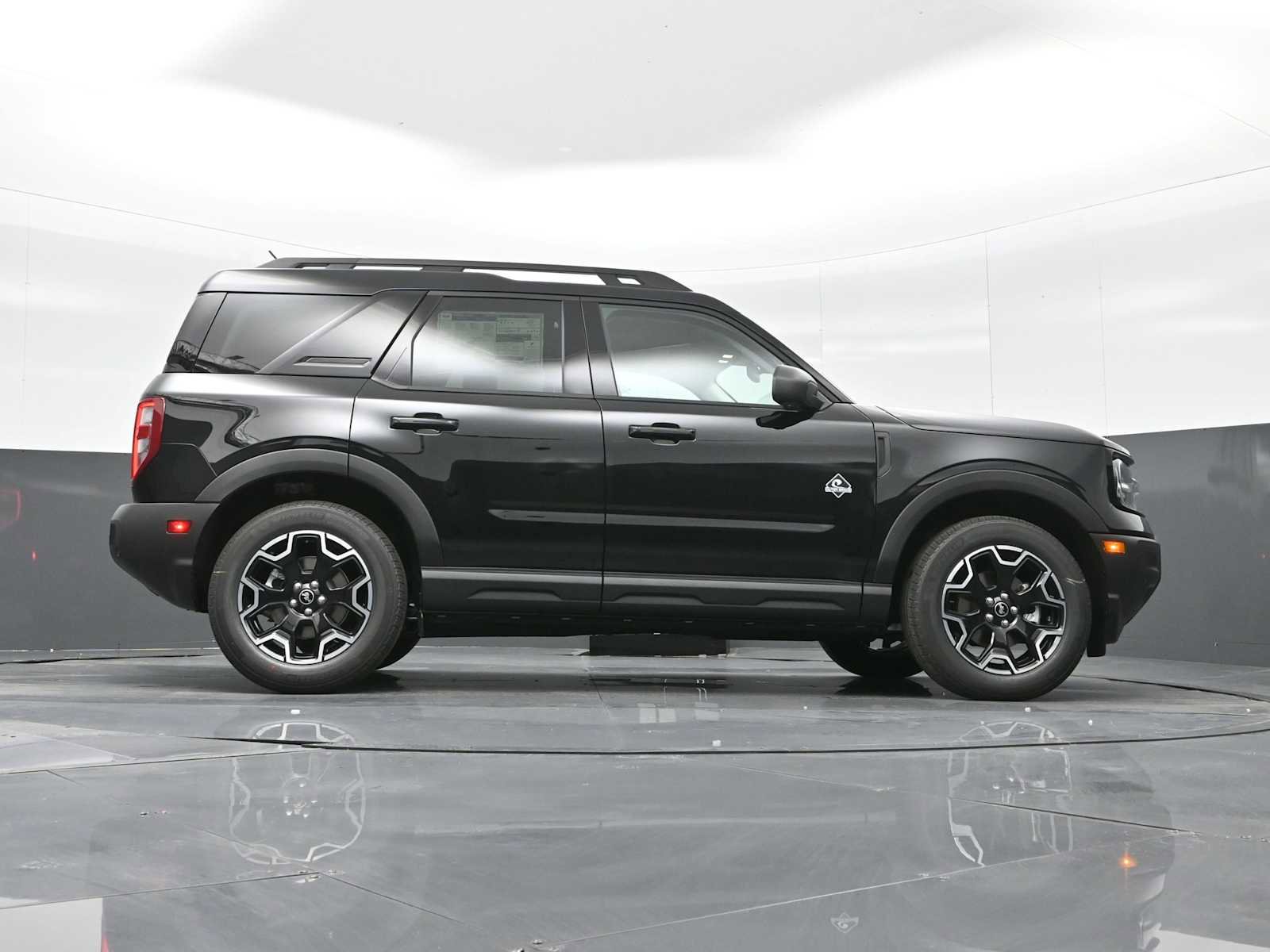 New 2025 Ford Bronco Sport Outer Banks w/ Outer Banks Tech Package+ image 24