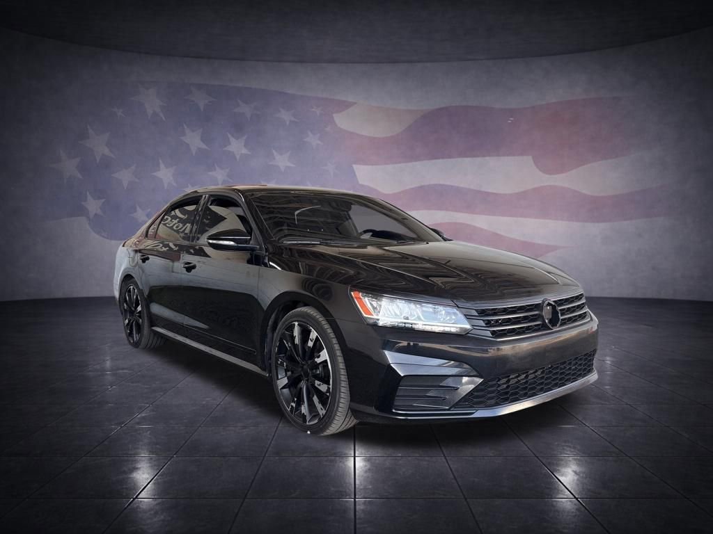 Used 2018 Volkswagen Passat 3.6 FWD image 7