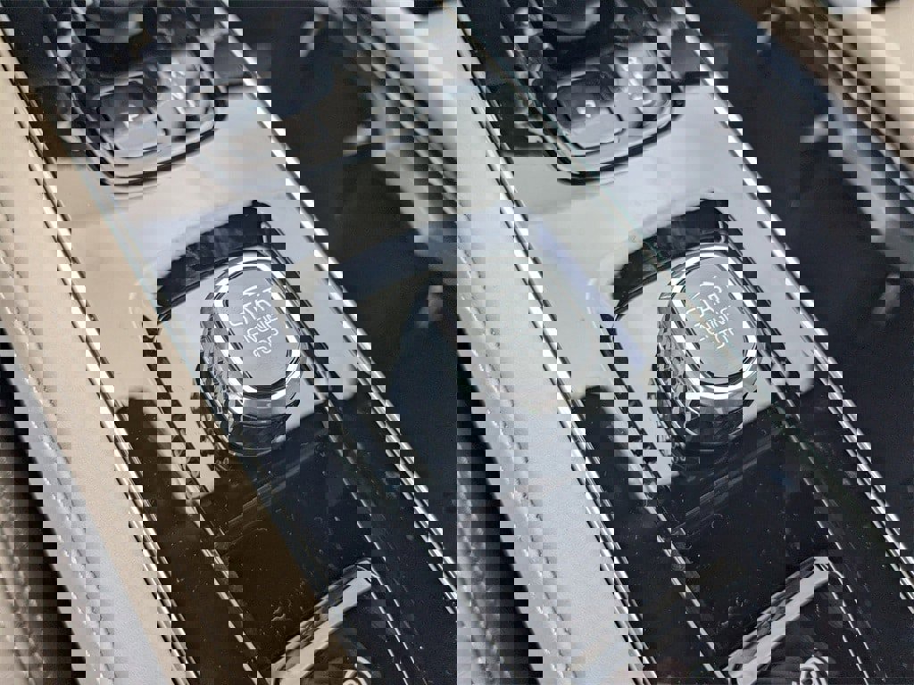 New 2026 Volvo XC90 T8 Ultra w/ Protection Package Premier image 41