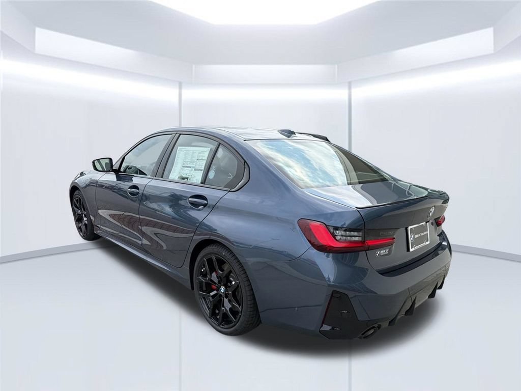 New 2026 BMW 330i Sedan w/ M Sport Package RWD image 4