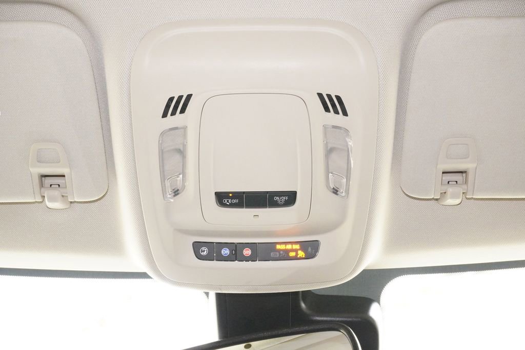 Used 2023 Buick Envision Preferred AWD/4WD image 21