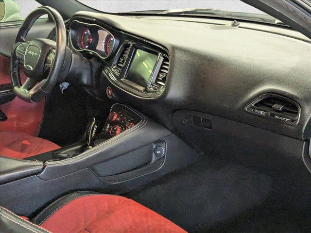 Used 2015 Dodge Challenger SRT Hellcat RWD image 22