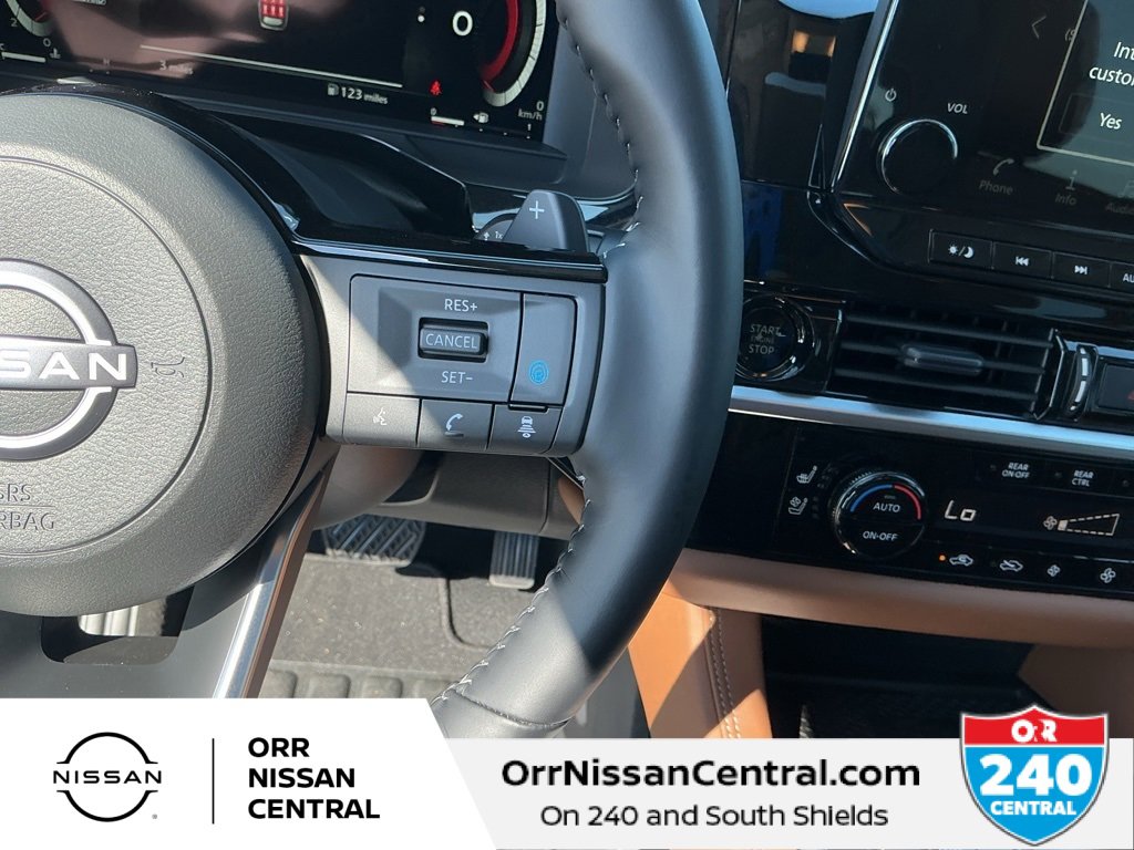New 2025 Nissan Pathfinder Platinum w/ Cargo Package image 21