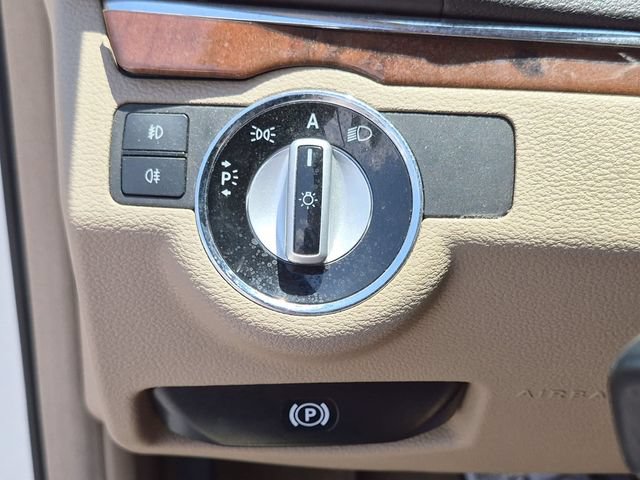 Used 2011 Mercedes-Benz E 550 Cabriolet image 18