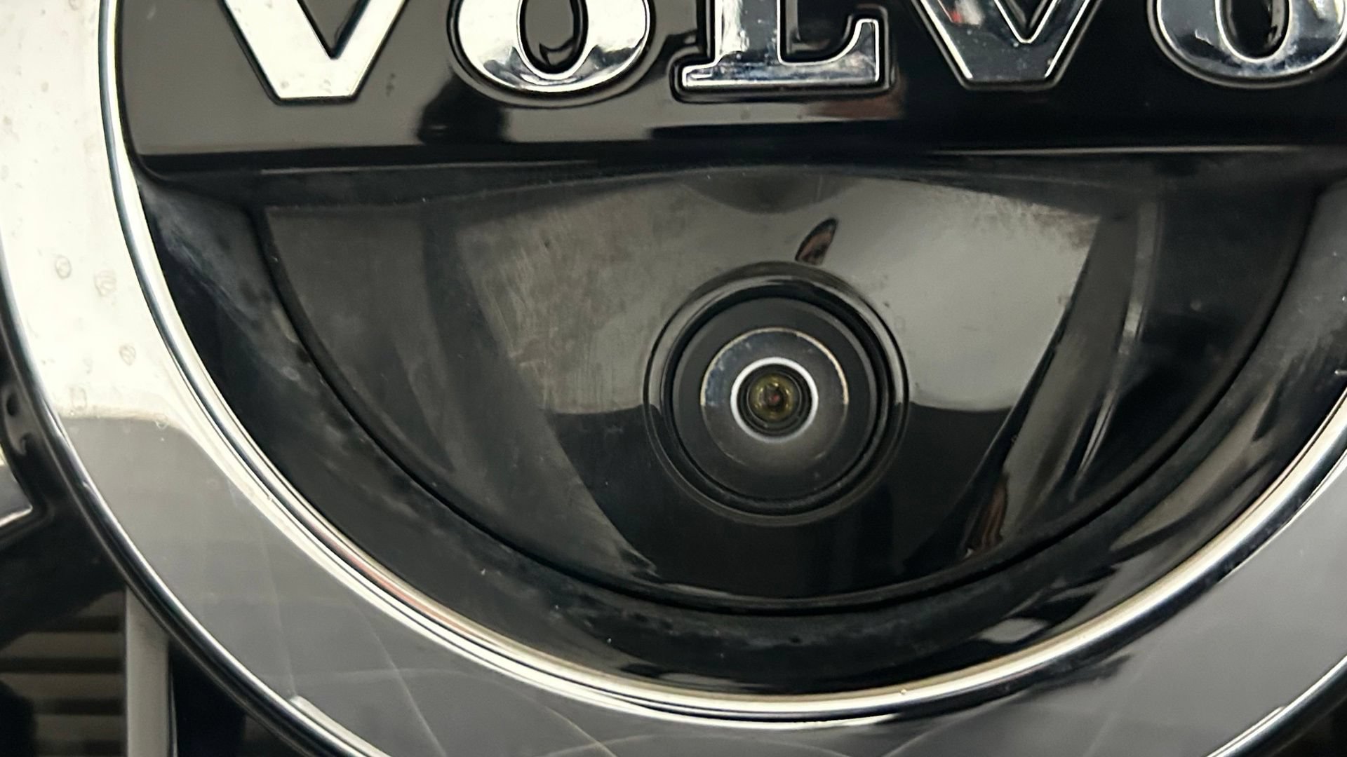 Used 2018 Volvo XC90 T5 Momentum w/ Convenience Package AWD/4WD image 26