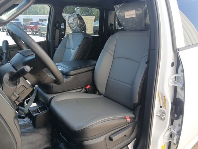 New 2026 RAM 5500 Tradesman w/ Chrome Appearance Group image 35