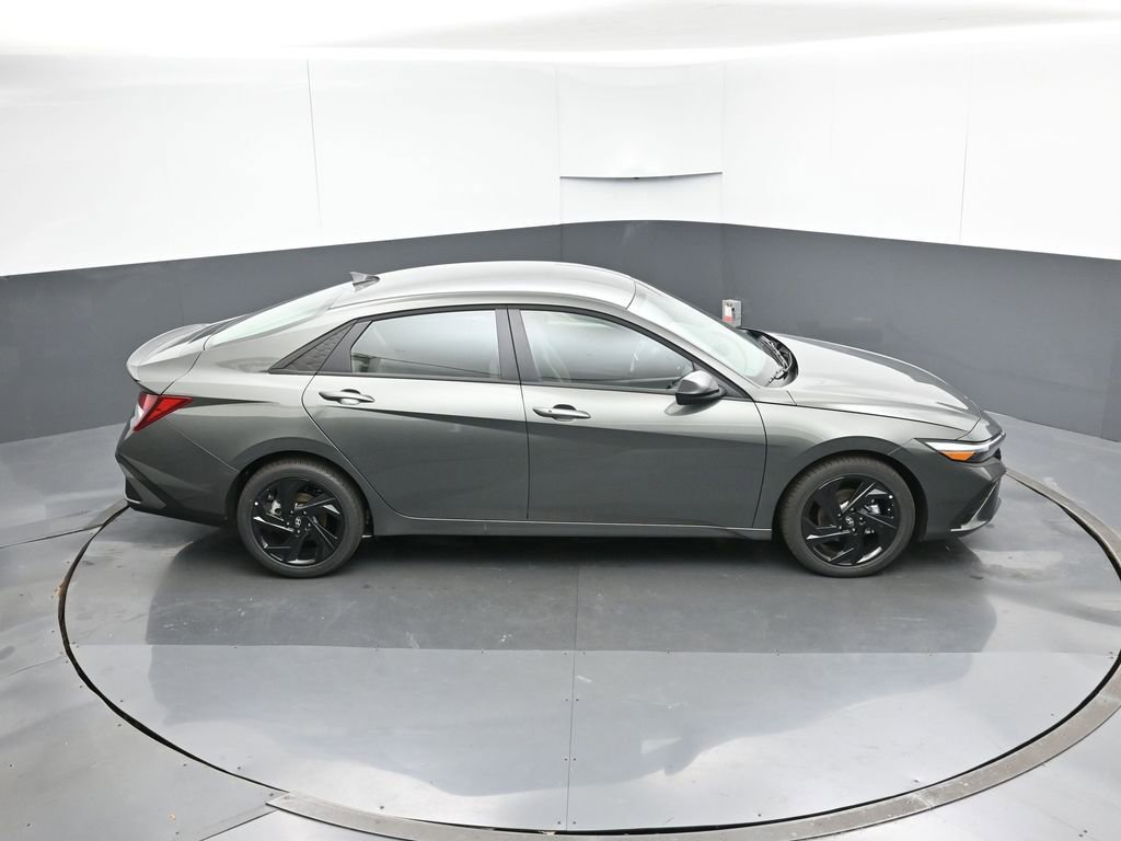 New 2026 Hyundai Elantra Sport image 49