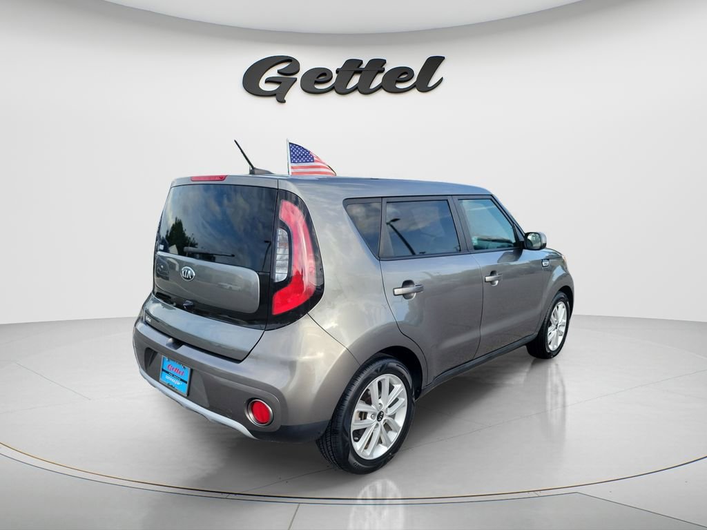 Used 2019 Kia Soul + FWD image 5