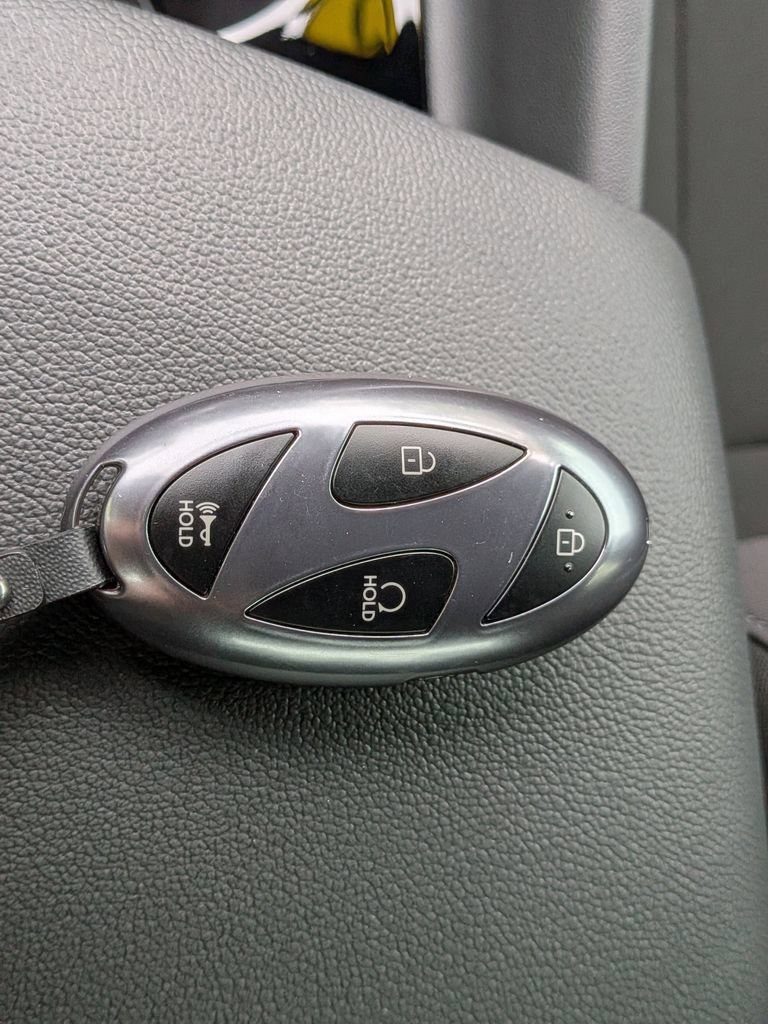 Used 2026 Hyundai Elantra Sport FWD image 26