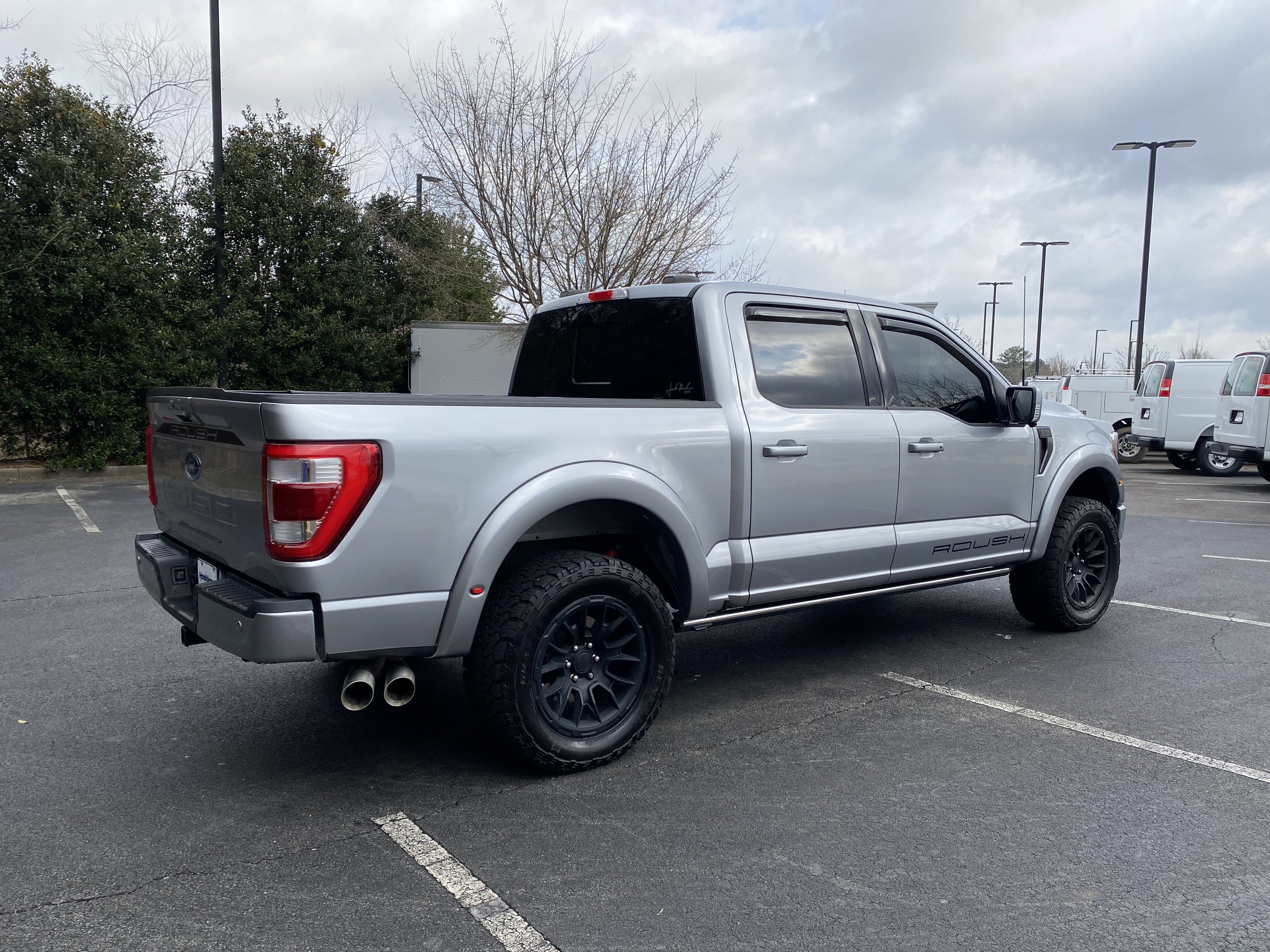 Used 2023 Ford F150 Lariat w/ Equipment Group 502A High image 10
