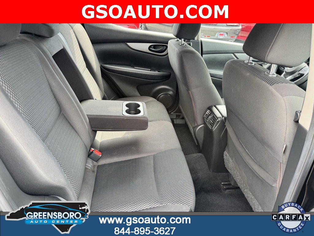 Used 2018 Nissan Rogue Sport S image 15