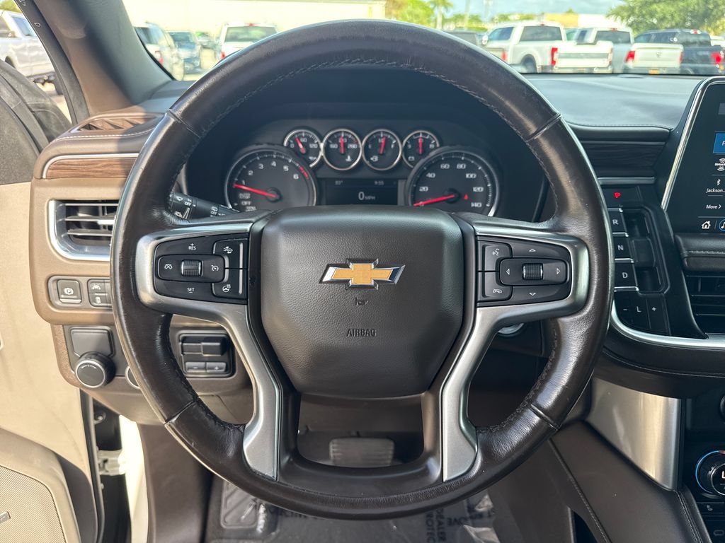 Used 2021 Chevrolet Tahoe LT w/ LT Signature Package RWD image 15