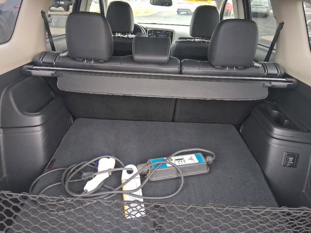 Used 2018 Mitsubishi Outlander SEL image 9