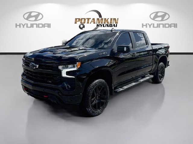 Used 2024 Chevrolet Silverado 1500 LT Trail Boss w/ Convenience Package II