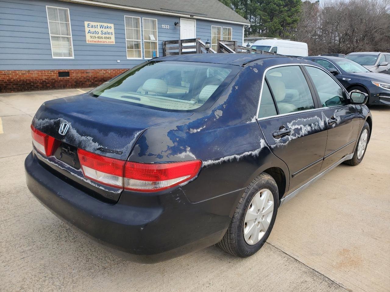 Used 2004 Honda Accord LX image 9