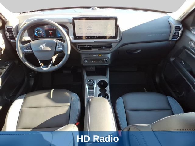 Used 2025 Ford Bronco Sport Outer Banks w/ Outer Banks Tech Package+ AWD/4WD image 9