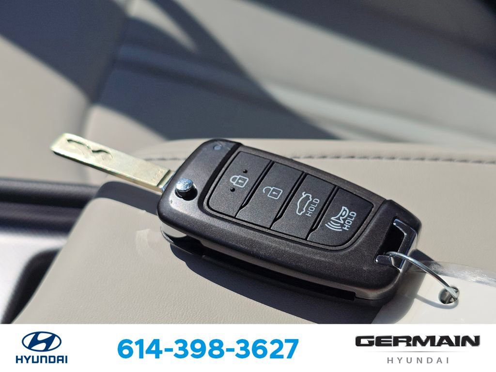 Used 2023 Hyundai Sonata SE w/ Cargo Package FWD image 34