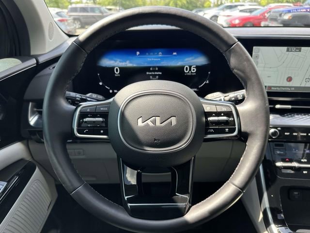 Used 2024 Kia Carnival SX Prestige FWD image 19