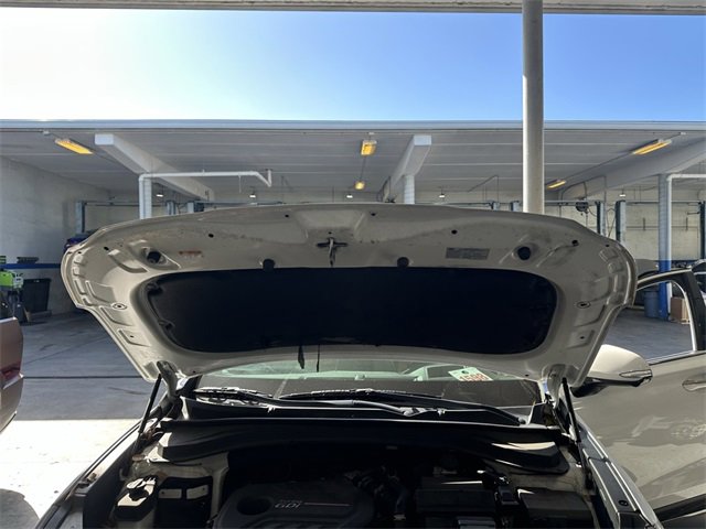 Used 2020 Hyundai Santa Fe Limited image 2