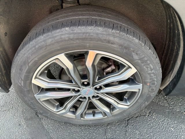 Used 2020 GMC Terrain Denali w/ Denali Premium Package AWD/4WD image 28