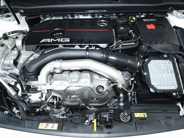 Used 2025 Mercedes-Benz CLA 35 AMG 4MATIC image 36