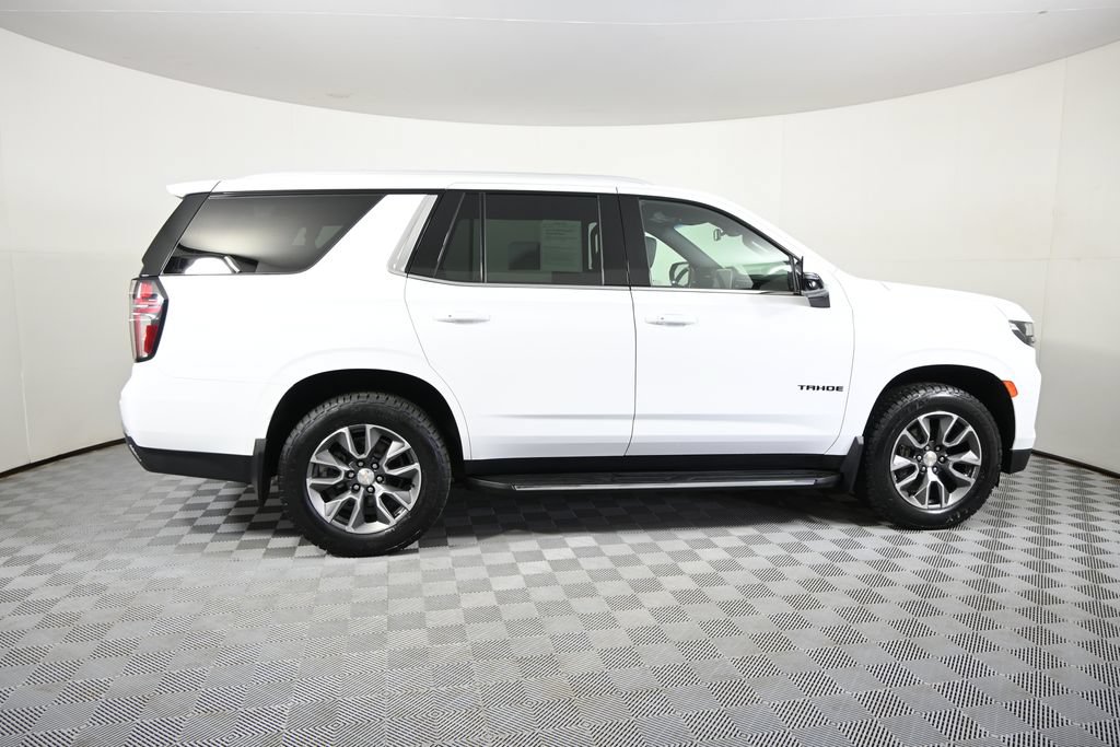 Used 2022 Chevrolet Tahoe LT w/ Luxury Package AWD/4WD image 7