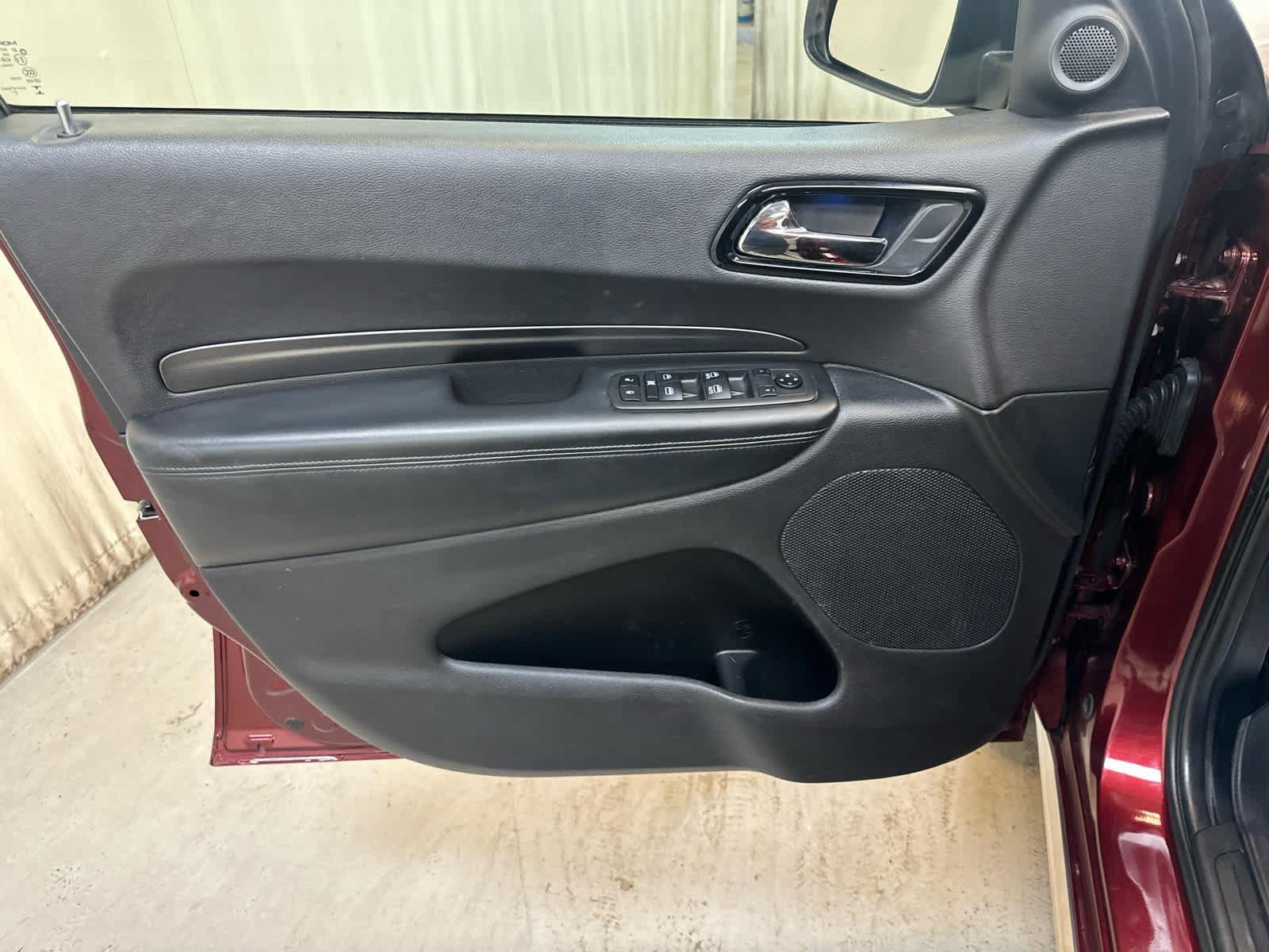 Used 2022 Dodge Durango SXT w/ Anodized Platinum Package AWD/4WD image 27