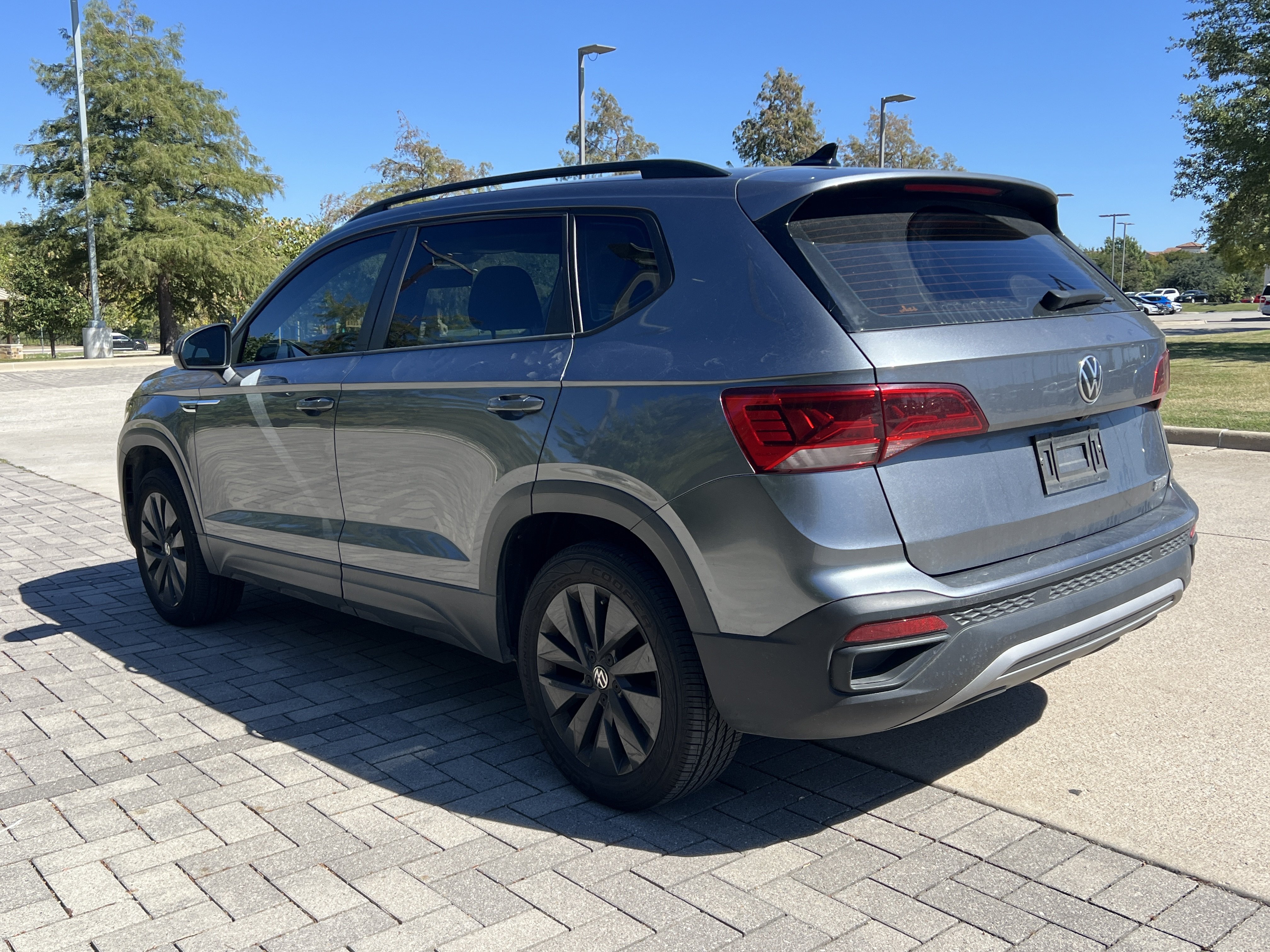 Used 2022 Volkswagen Taos S FWD image 7
