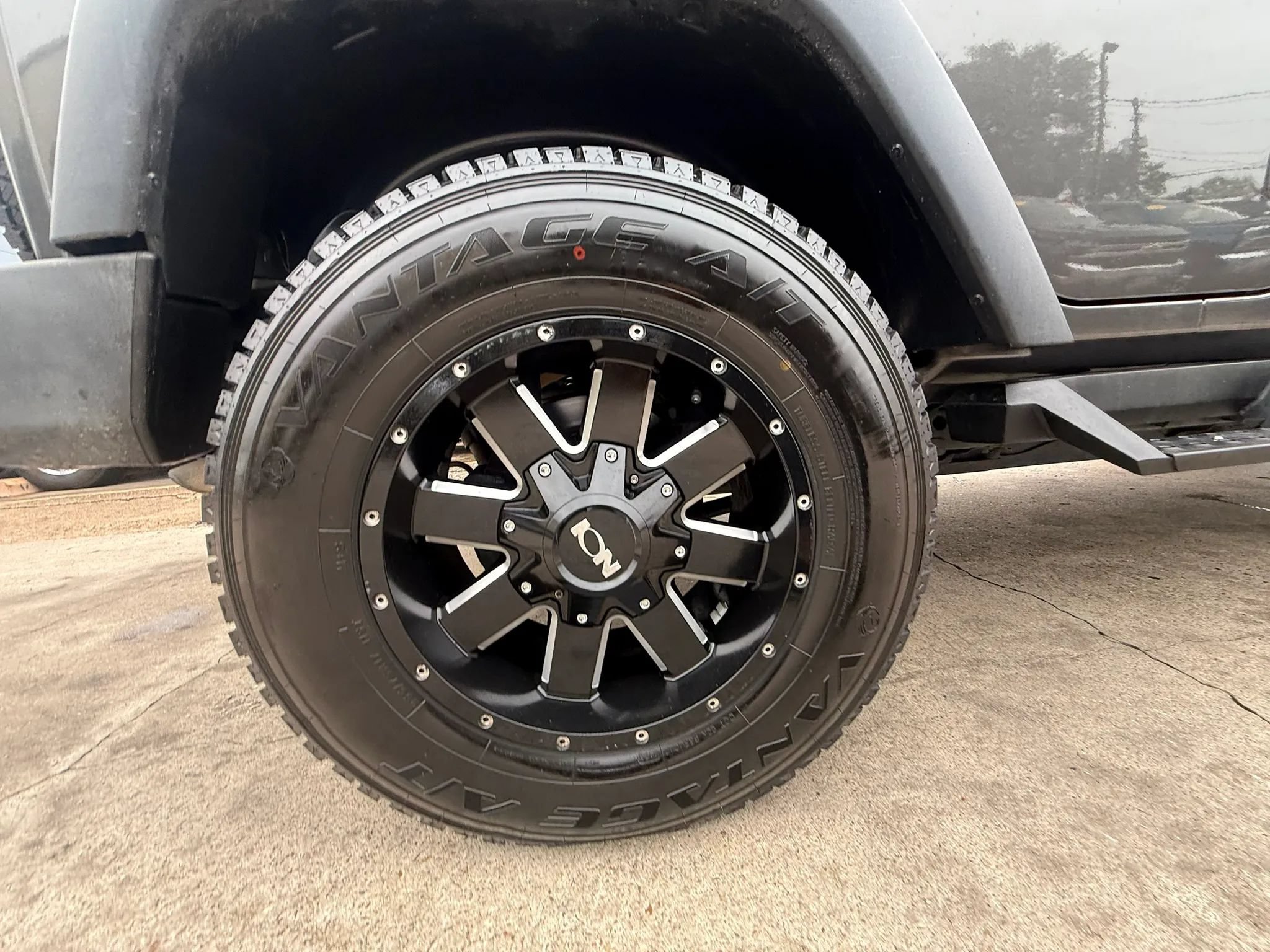 Used 2017 Jeep Wrangler Unlimited Sport w/ Quick Order Package 24S AWD/4WD image 24