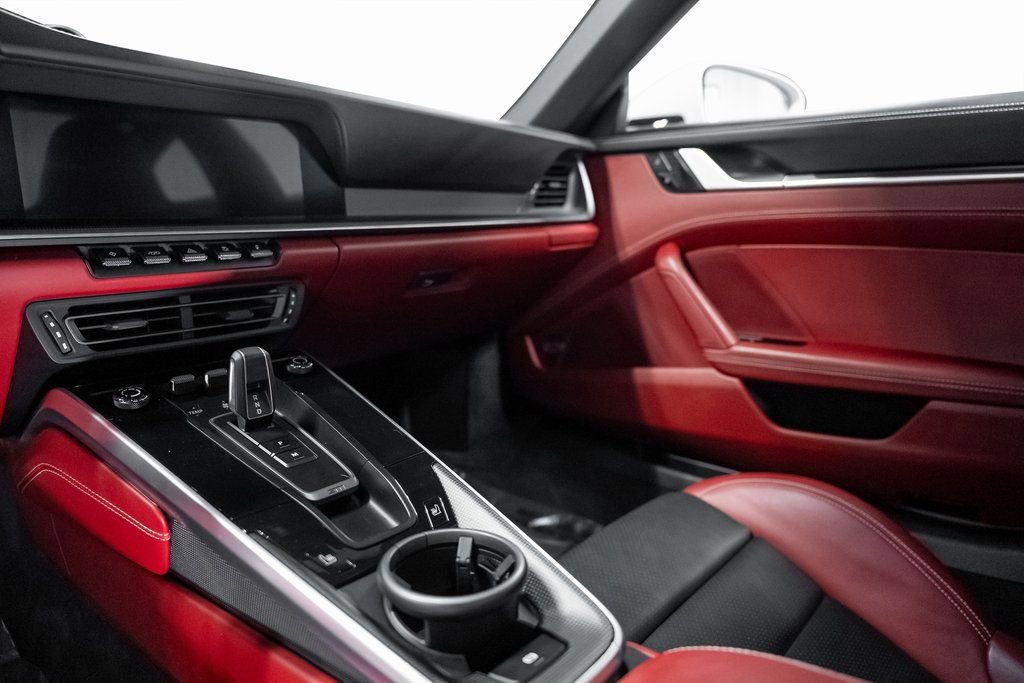 Used 2020 Porsche 911 Carrera S image 39