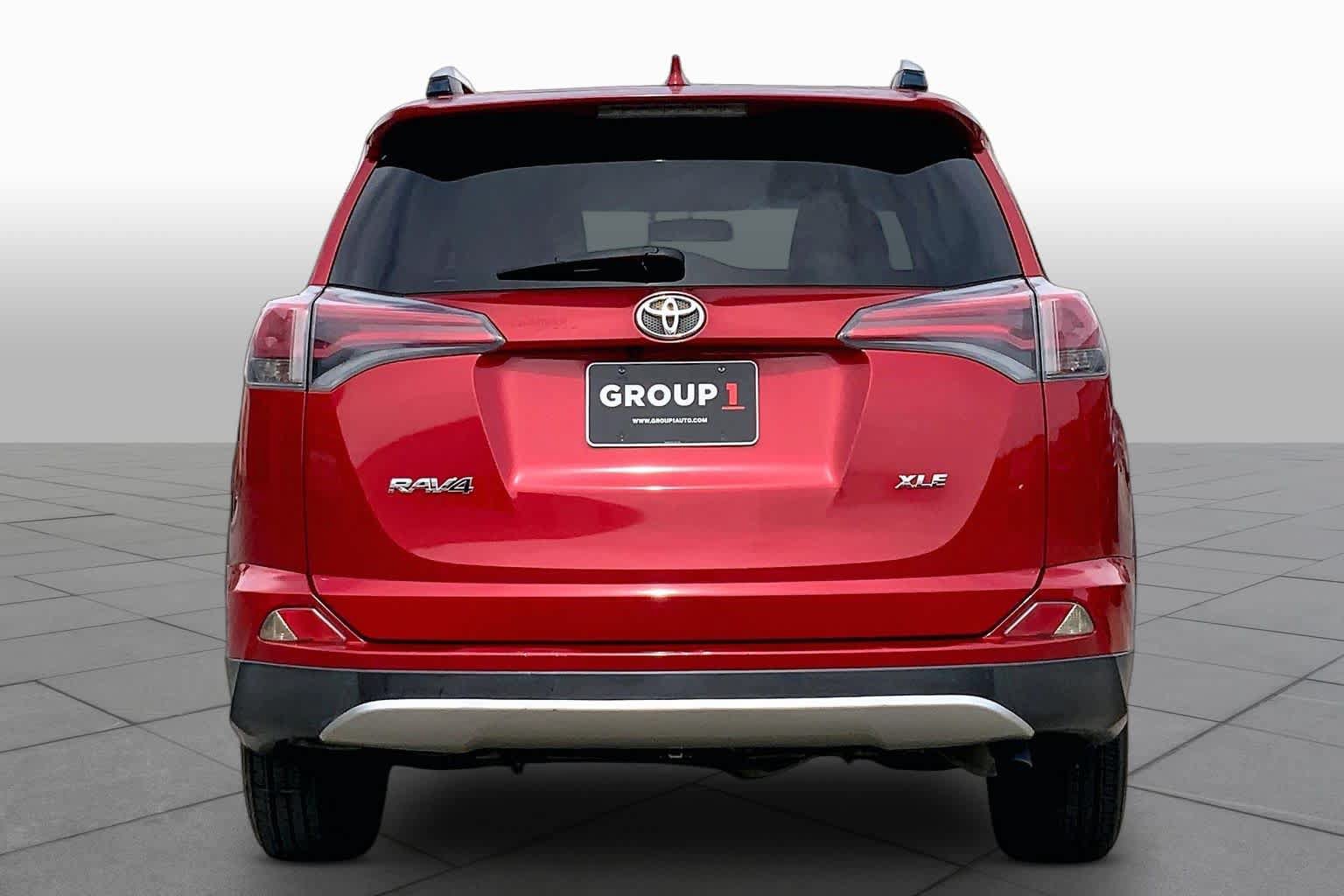 Used 2016 Toyota RAV4 XLE FWD image 5