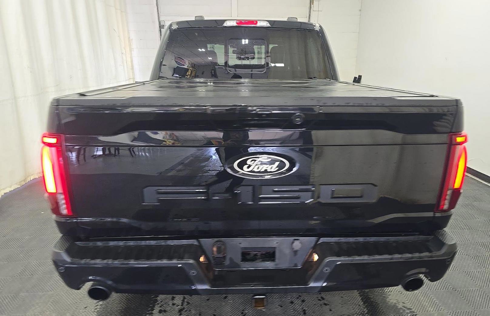 Used 2024 Ford F150 Lariat w/ Equipment Group 502A High AWD/4WD image 5