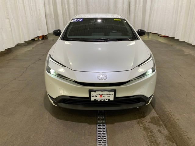 Used 2023 Toyota Prius LE image 9