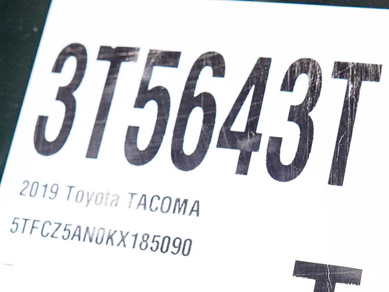 Used 2019 Toyota Tacoma TRD Off-Road AWD/4WD image 30