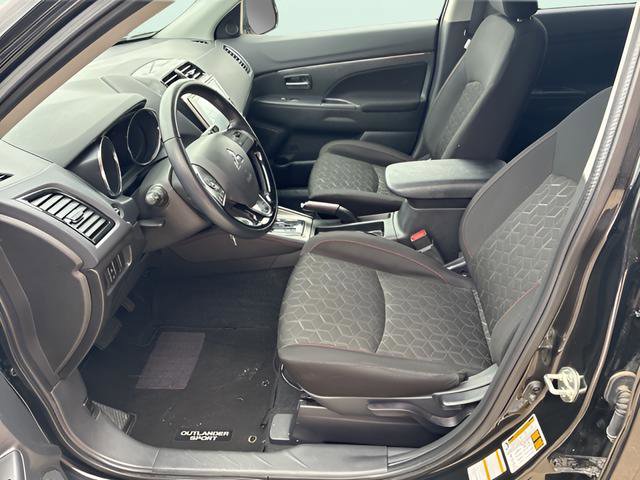 Used 2025 Mitsubishi Outlander Sport ES image 17