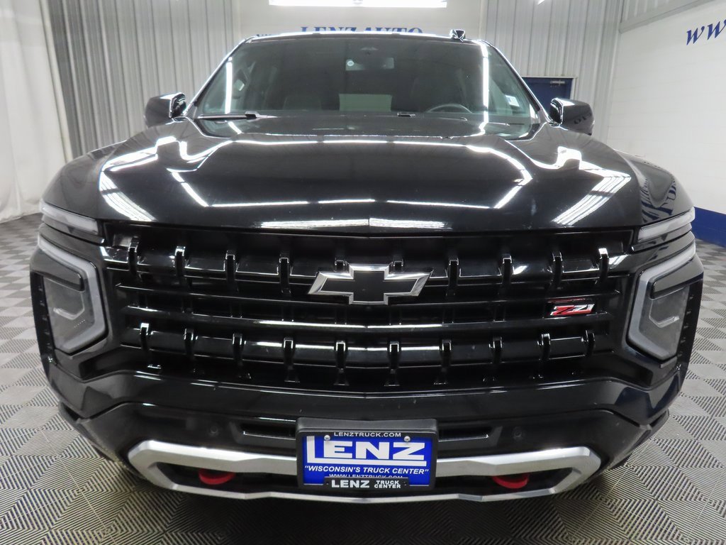 Used 2025 Chevrolet Suburban Z71 image 51