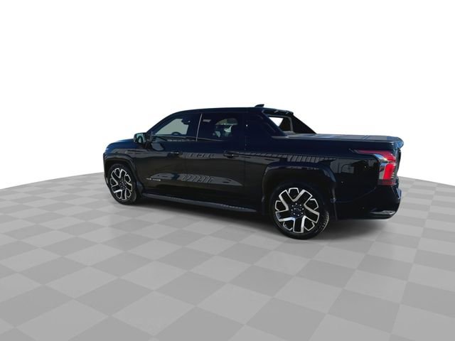 Certified 2024 Chevrolet Silverado EV RST AWD/4WD image 7