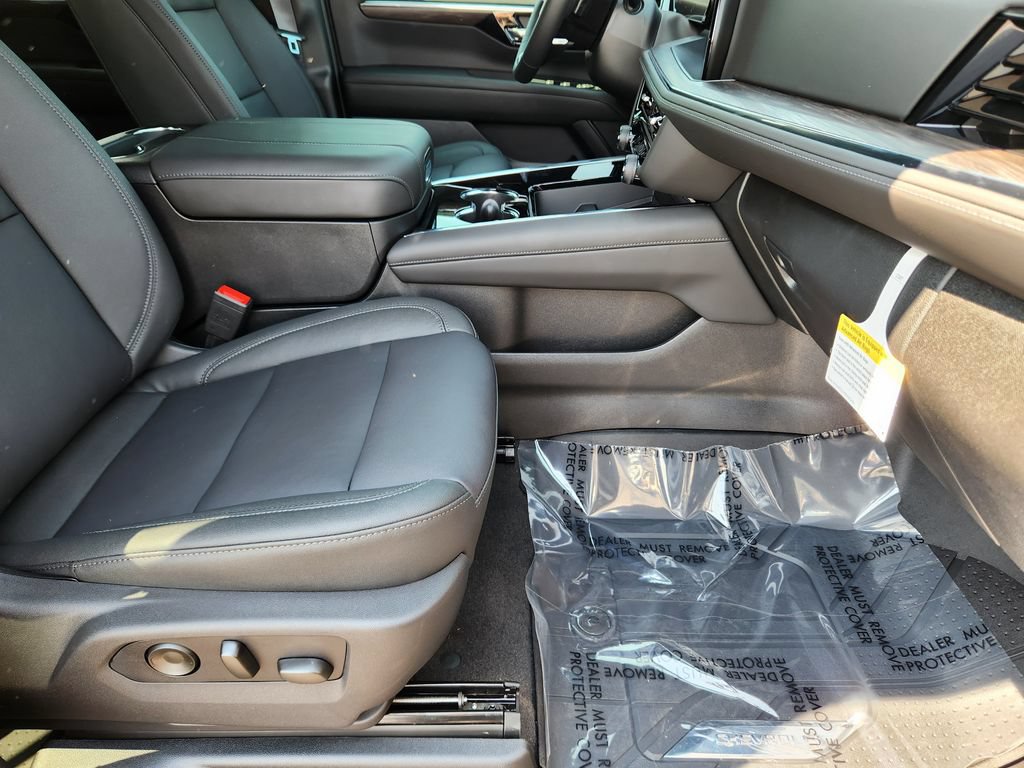 New 2026 Chevrolet Tahoe Z71 w/ Z71 Off-Road Package AWD/4WD image 17
