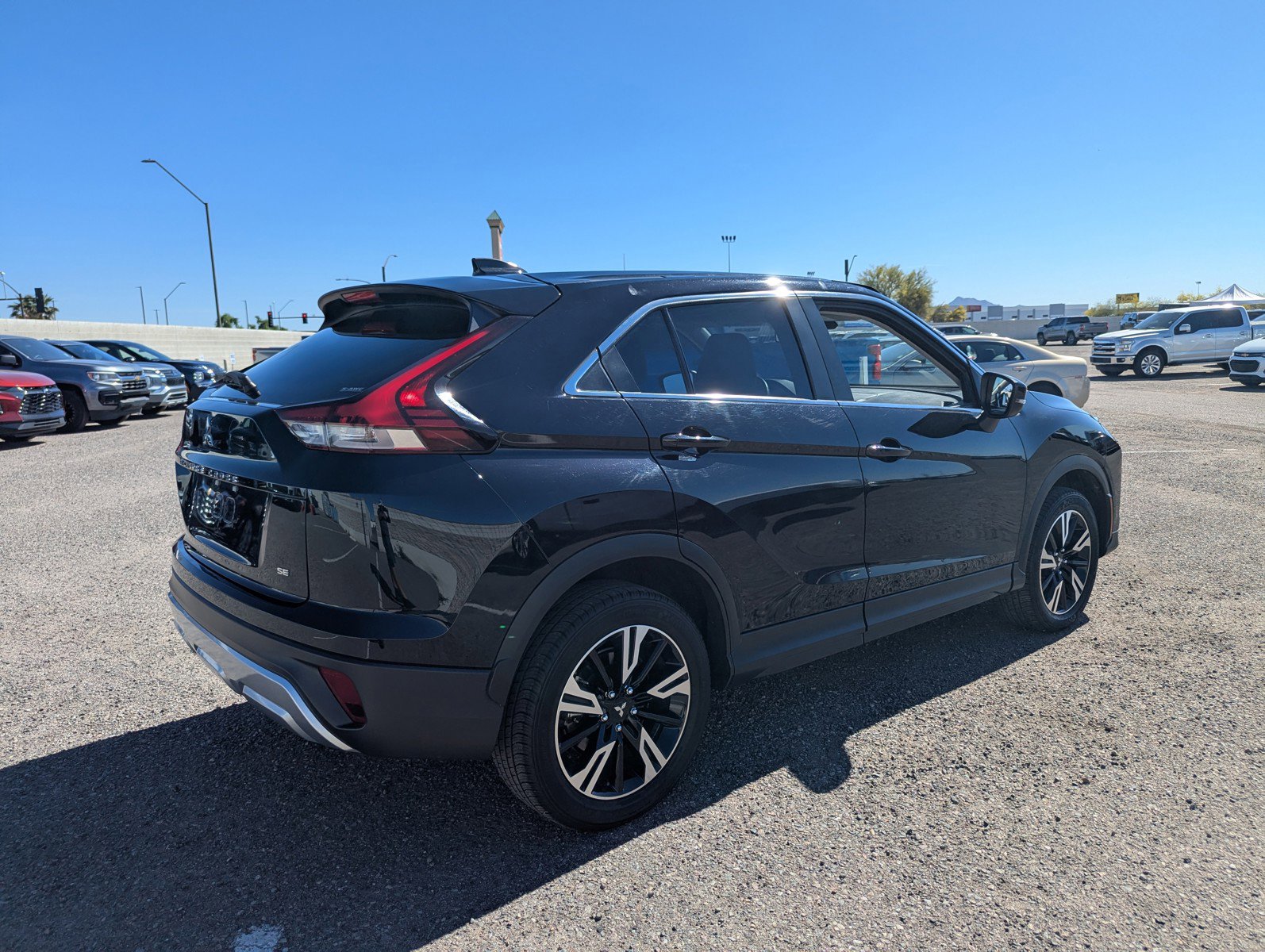Used 2024 Mitsubishi Eclipse Cross SE image 4