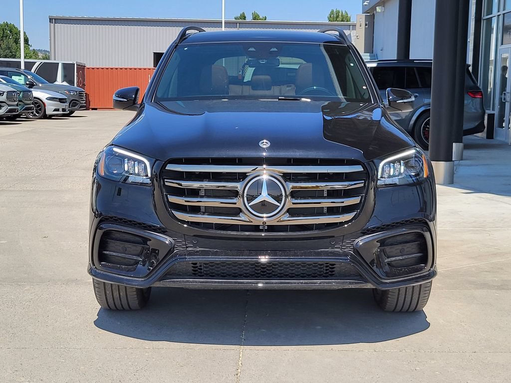 Used 2025 Mercedes-Benz GLS 450 4MATIC image 45