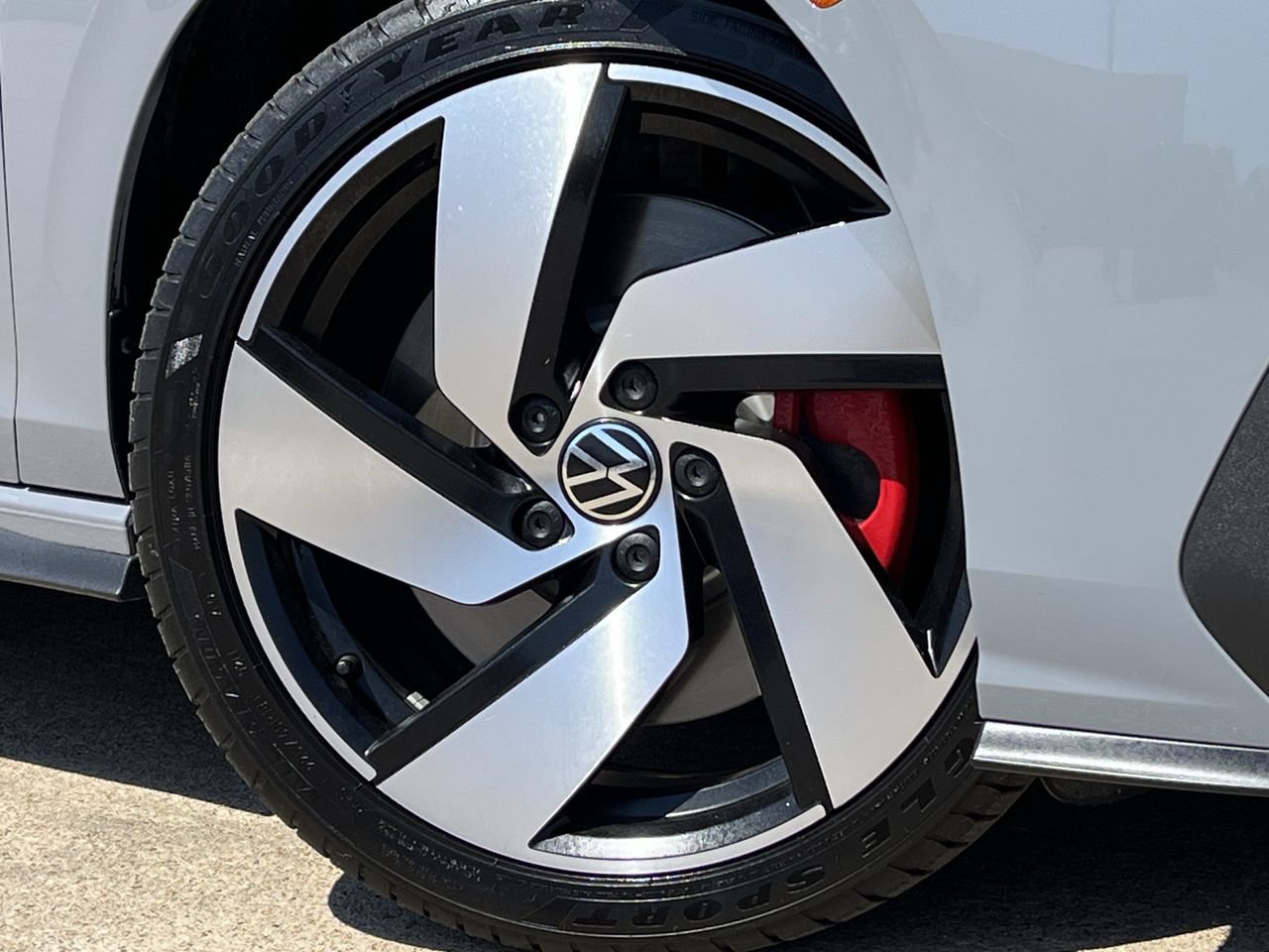 Used 2025 Volkswagen GTI S FWD image 27
