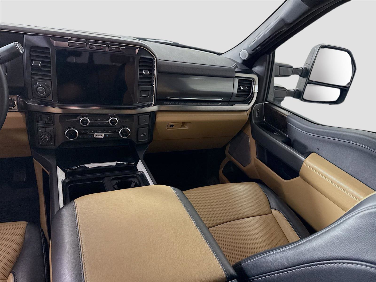 Used 2024 Ford F350 Lariat w/ Lariat Ultimate Package image 17