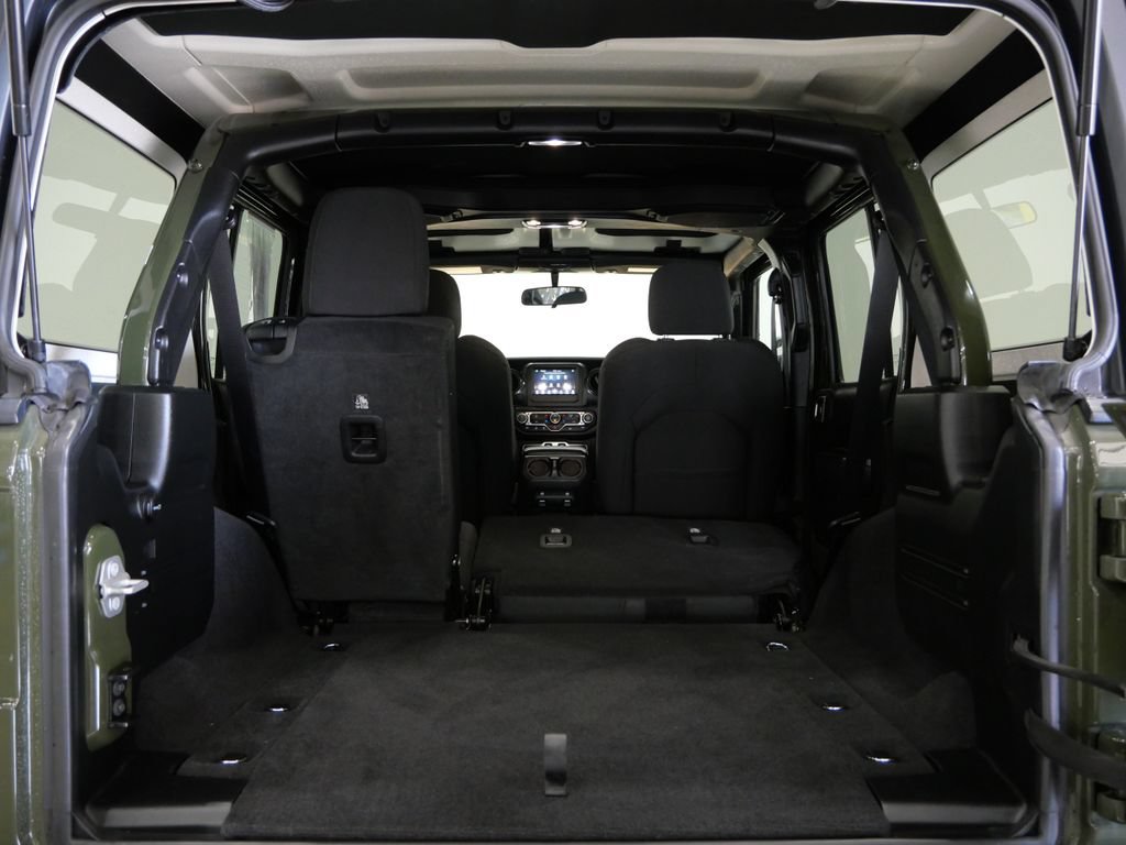 Used 2023 Jeep Wrangler Unlimited Sport AWD/4WD image 26