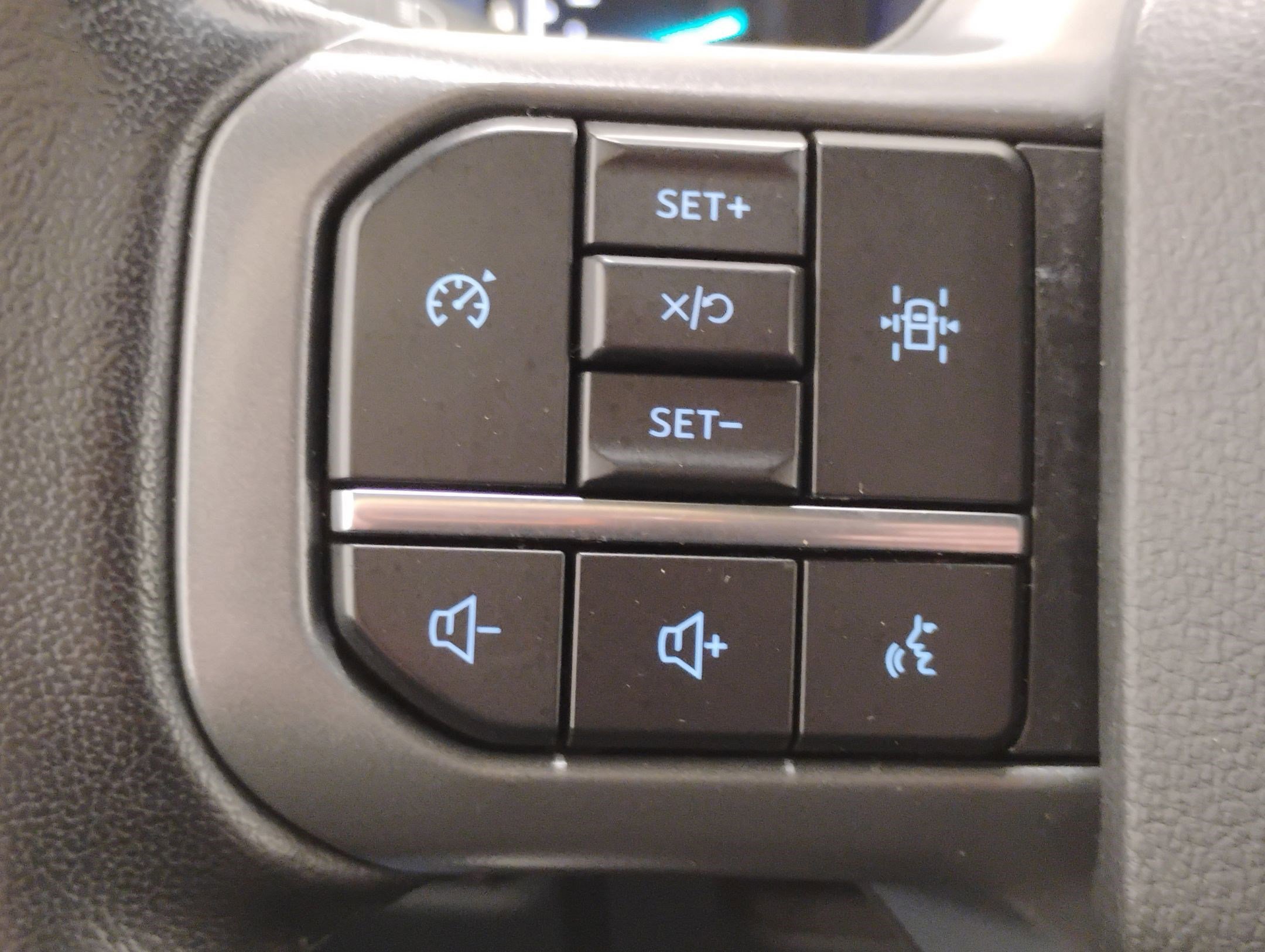 Certified 2022 Ford F150 XLT w/ Equipment Group 301A Mid image 16
