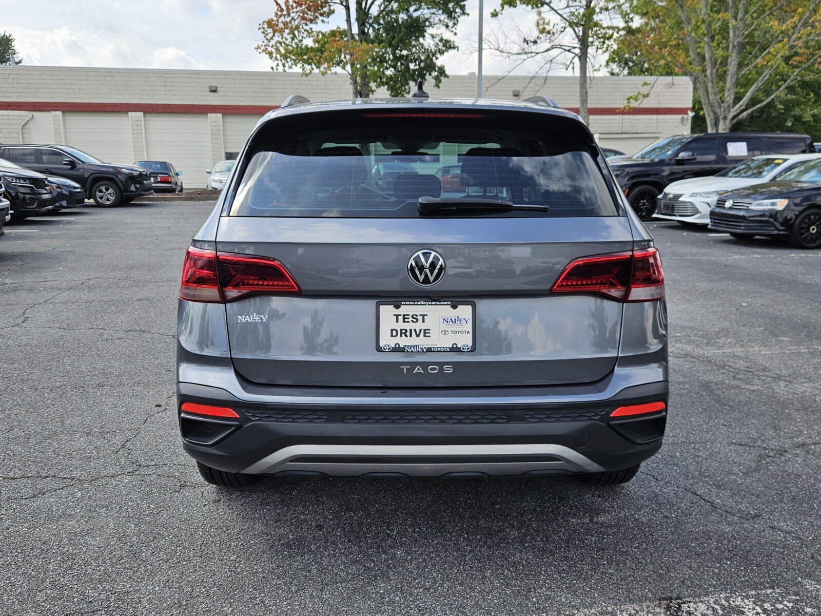 Used 2023 Volkswagen Taos S w/ Driver Assistance Package FWD image 6