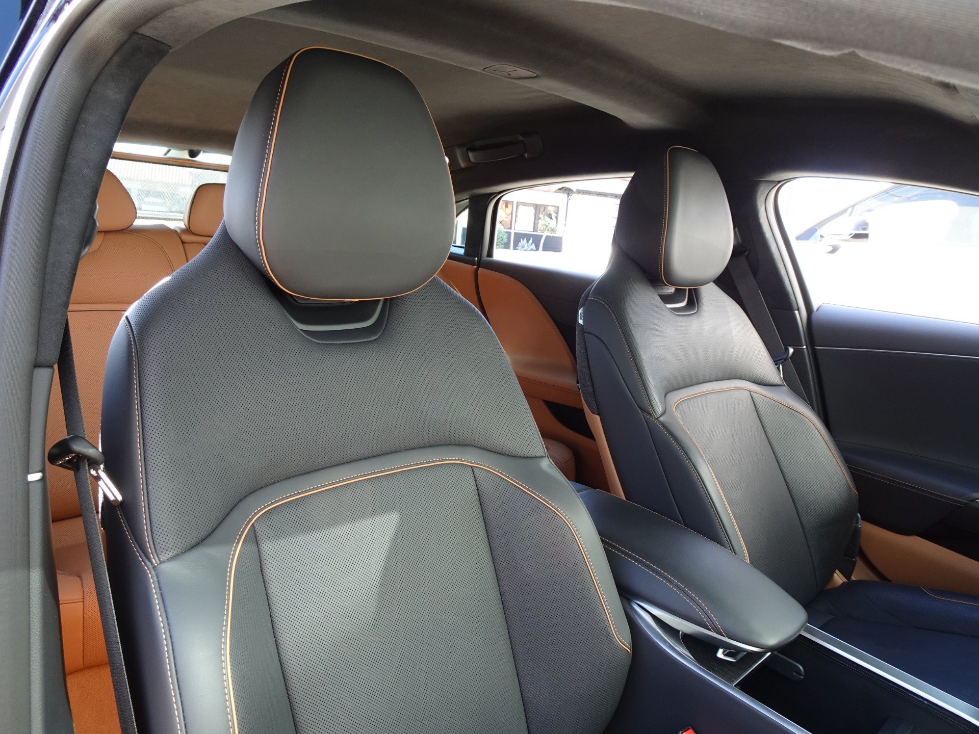 Used 2025 Lucid Air Touring AWD/4WD image 20