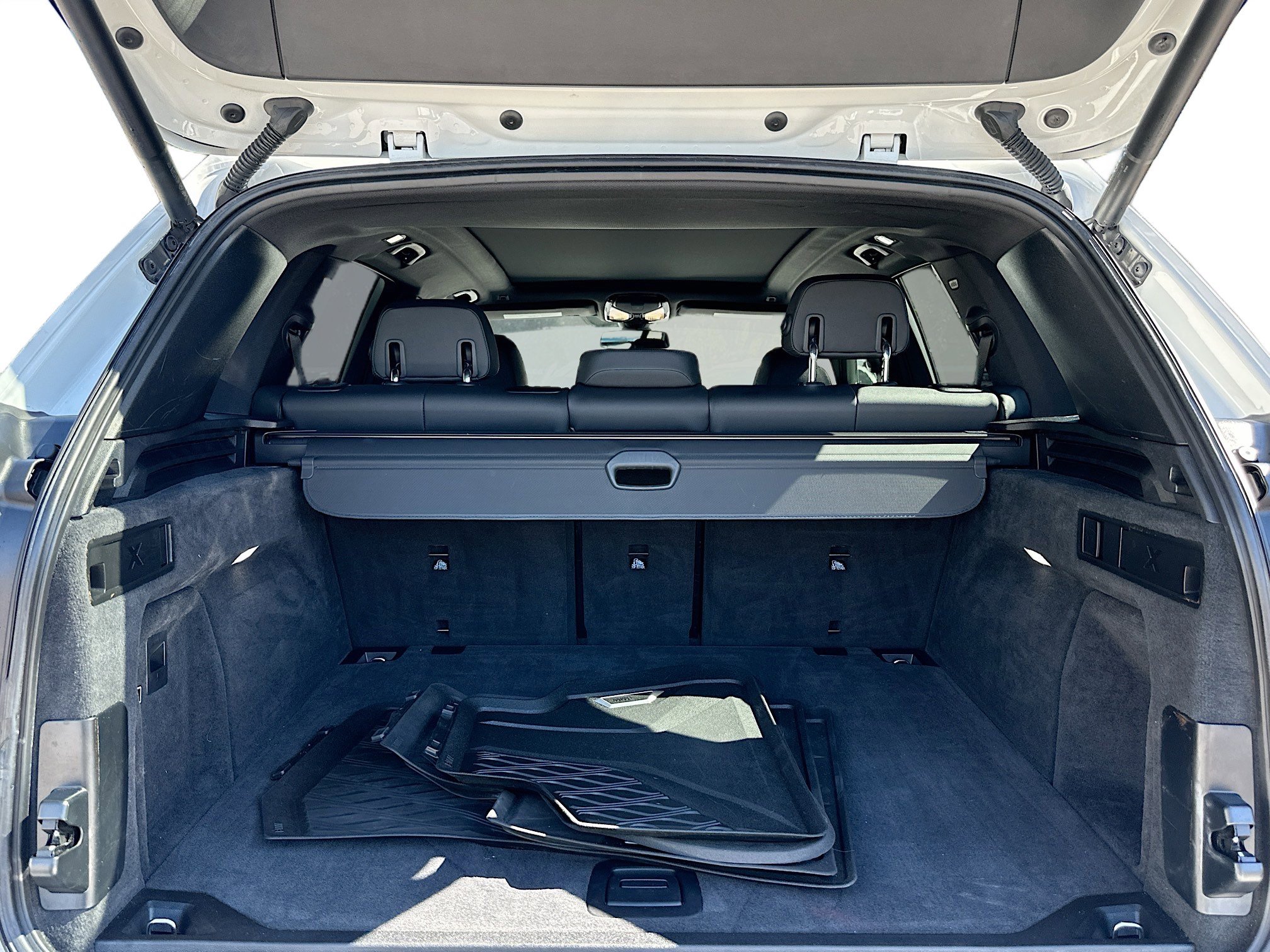 Used 2022 BMW X5 xDrive40i w/ Climate Comfort Package image 28